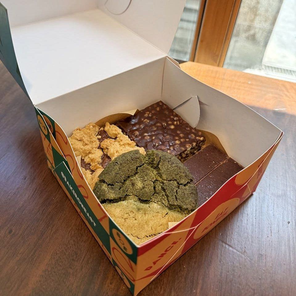 Pastry Box